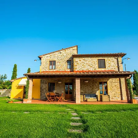 Joyamia Villa